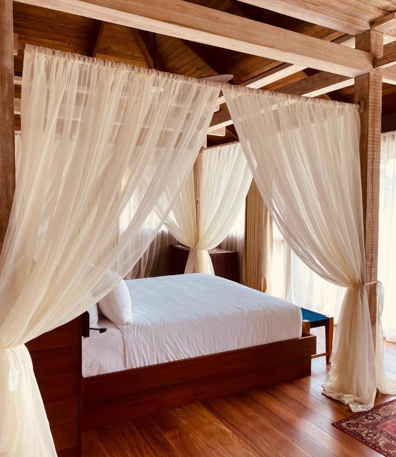 La Coralina Island House Hotell Bocas del Toro Exteriör bild